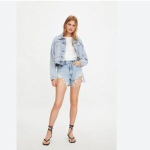 Zara Trafulac - Boyfriend Denim Short in Island Blue - Size 8